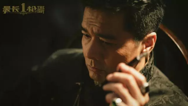 電影《最長一槍》 各方大佬均已入局 終極大戰(zhàn)一觸即發(fā) 電影《最長一槍》 各方大佬均已入局 終極大戰(zhàn)一觸即發(fā)