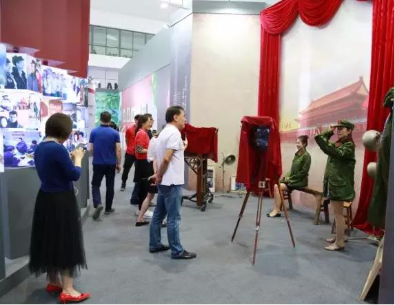 山影集團(tuán)“盛裝”亮相第八屆山東文博會(huì) 山影集團(tuán)“盛裝”亮相第八屆山東文博會(huì)