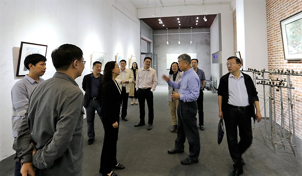 青海省廣播電影電視局局長申紅興一行調(diào)研山影集團(tuán)