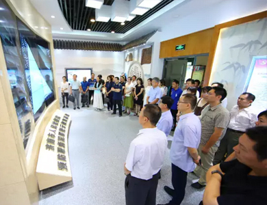 反腐倡廉，警鐘長(zhǎng)鳴! 山影組織參觀警示教育基地